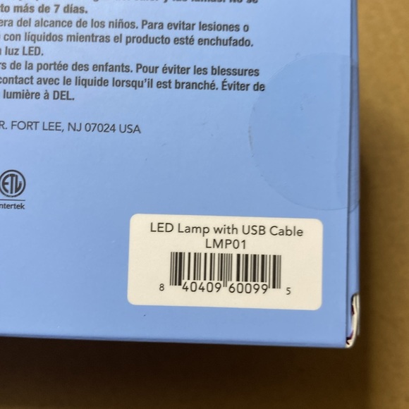 NWT and charger cord kleo kolor led gel setting lamp. More shizz at nailkrew.com - Picture 4 of 4